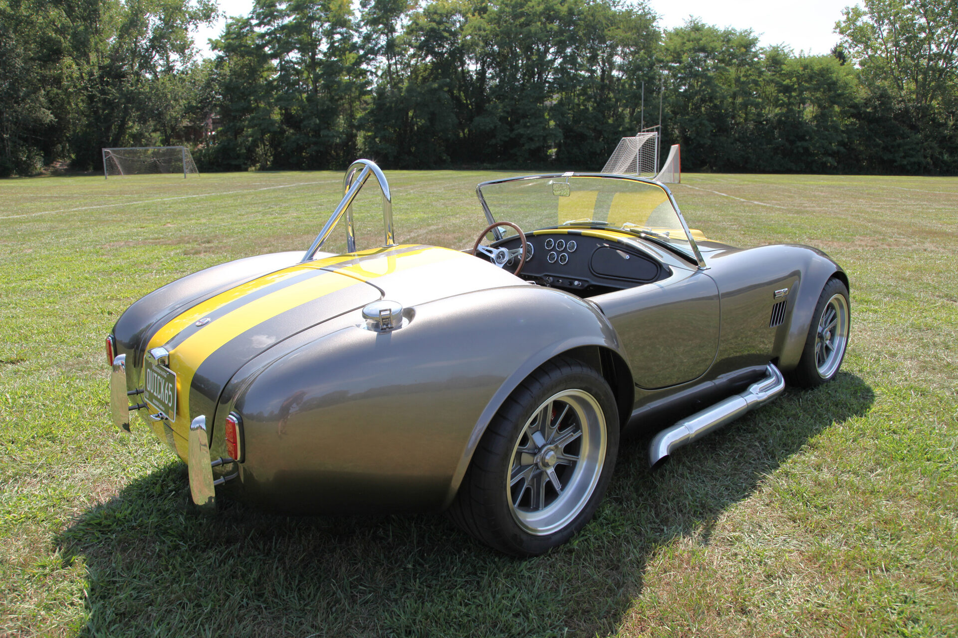 Straight-on front view